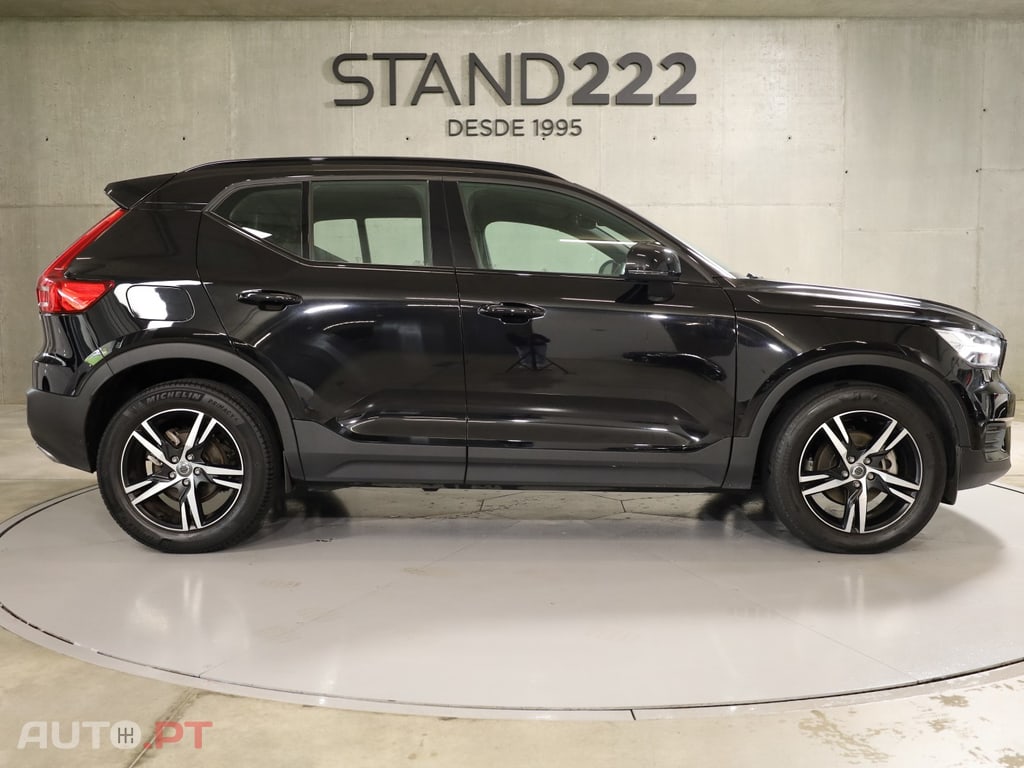 Volvo XC40 2.0 D3 R-Design