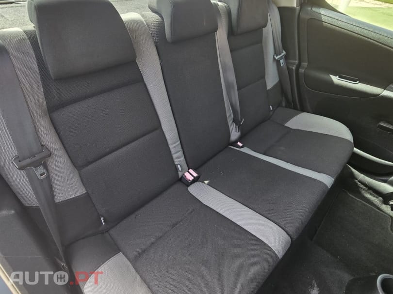 Peugeot 207 1.4 16V Trendy