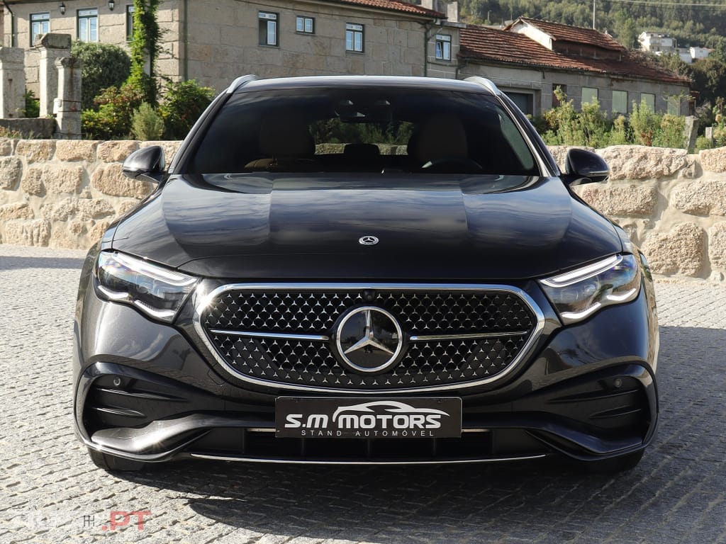 Mercedes-Benz E 300 e AMG Line — fotografia 5