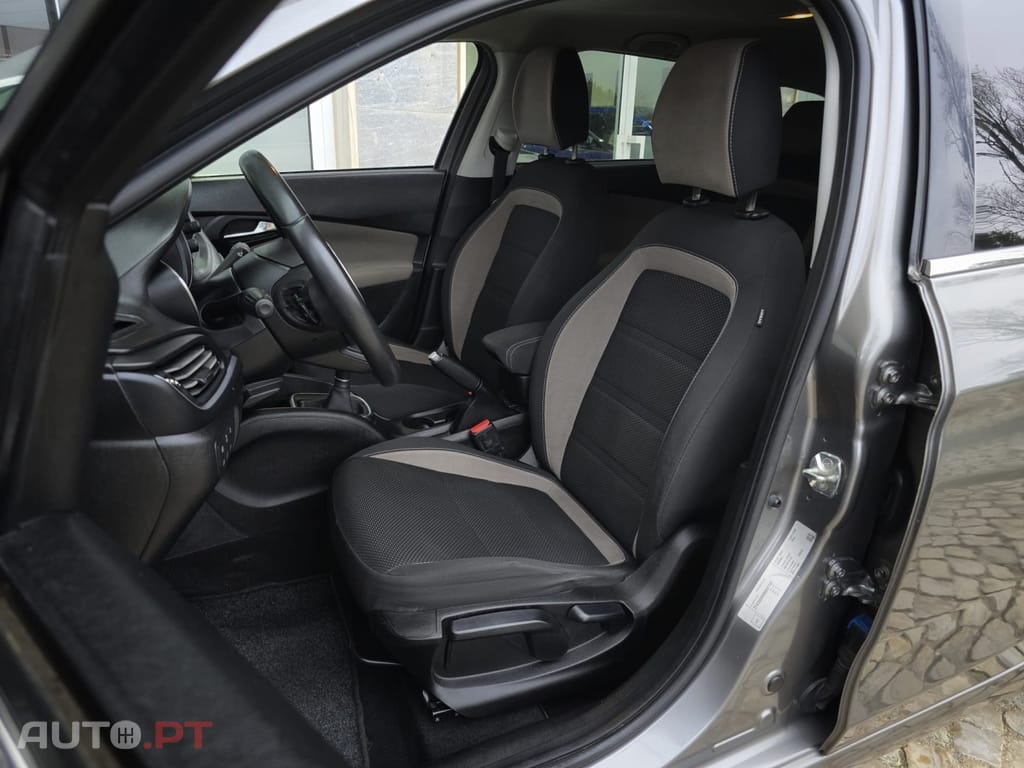 Fiat Tipo 1.3 M-Jet Lounge J17