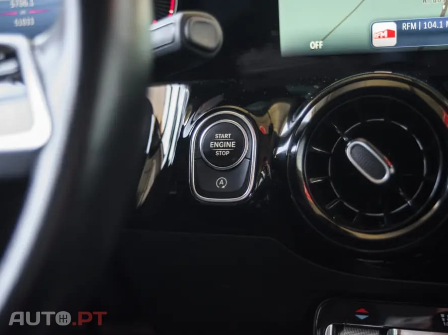 Mercedes-Benz GLA 180 d Style