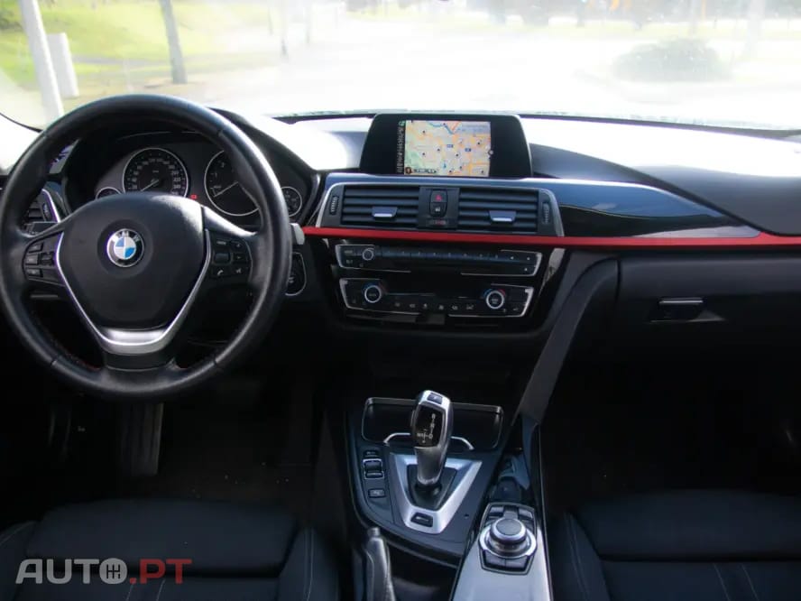BMW 330 e iPerformance Line Luxury
