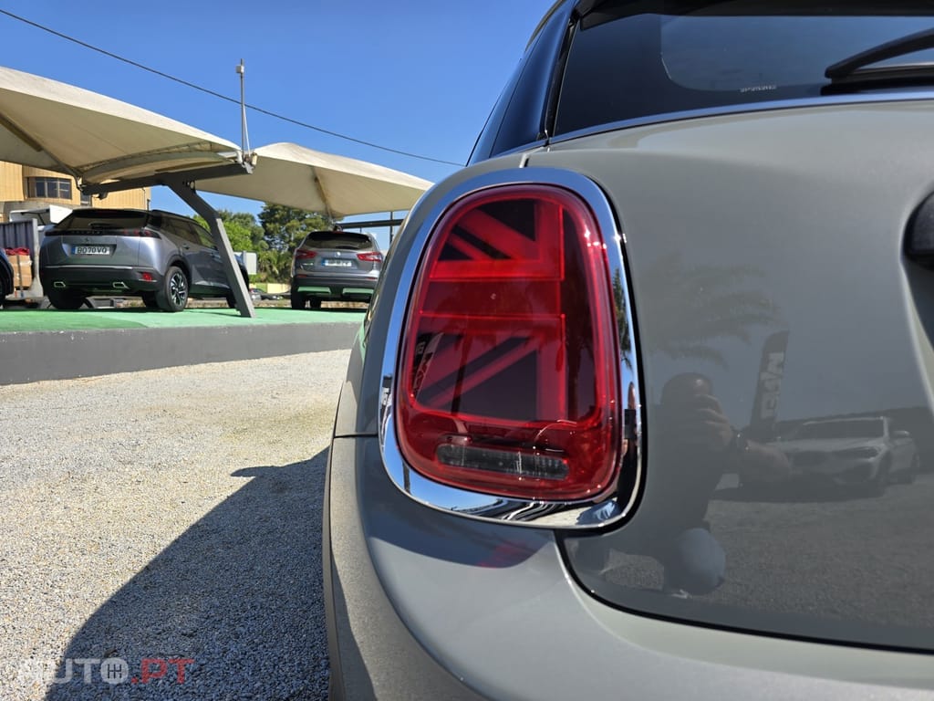 MINI Cooper ONE FIRST