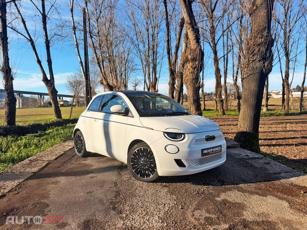 Fiat 500e La Prima