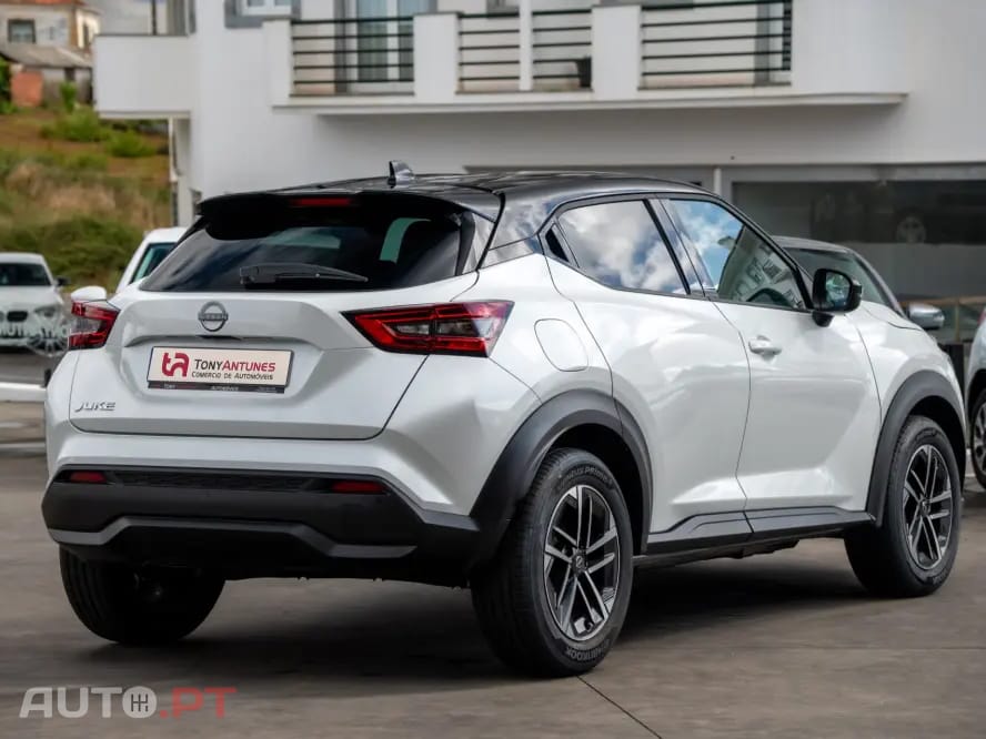 Nissan Juke 1.0 DIG-T N-Connecta Two Tone