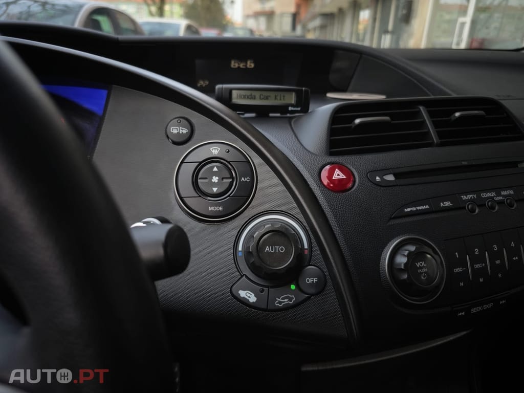 Honda Civic 1.4 i-VTEC Elegance