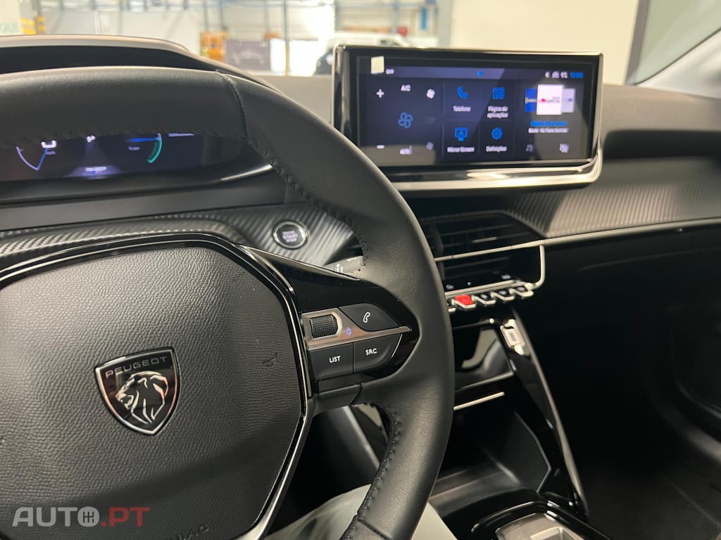 Peugeot E-208 51 kWh Allure
