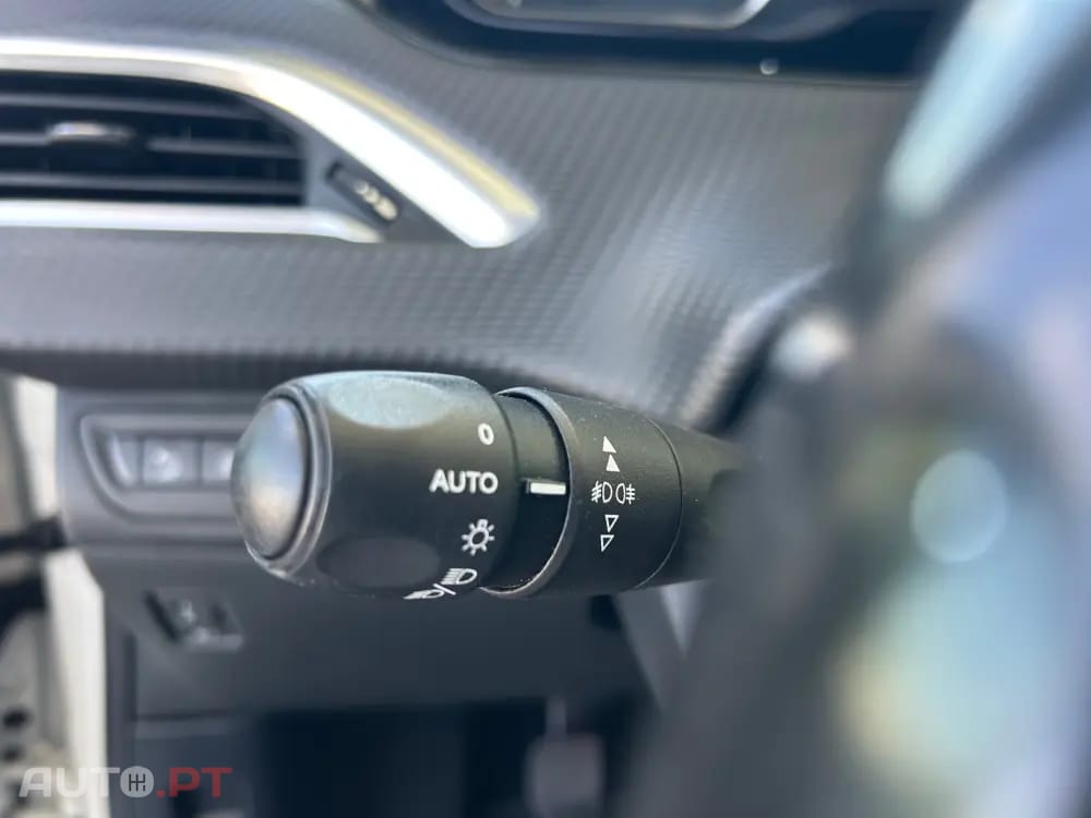 Peugeot 208 1.2 PureTech Allure