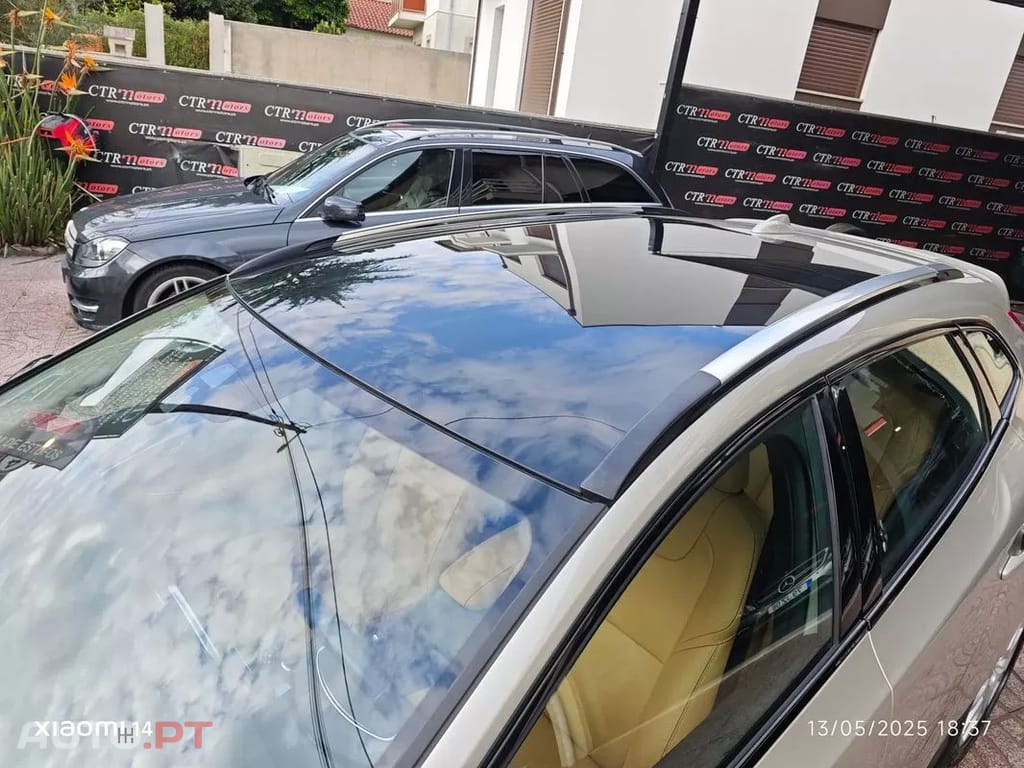 Volvo V40 Cross Country 1.5 T3 Summum Geartronic