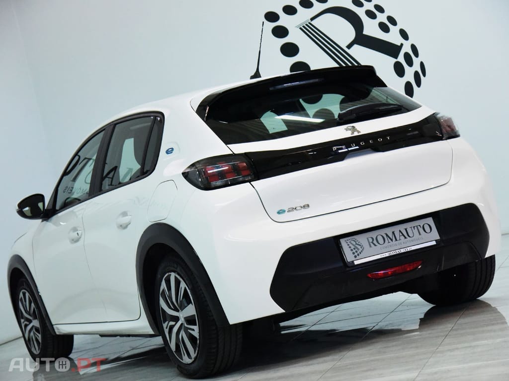 Peugeot E-208 ACTIVE PACK