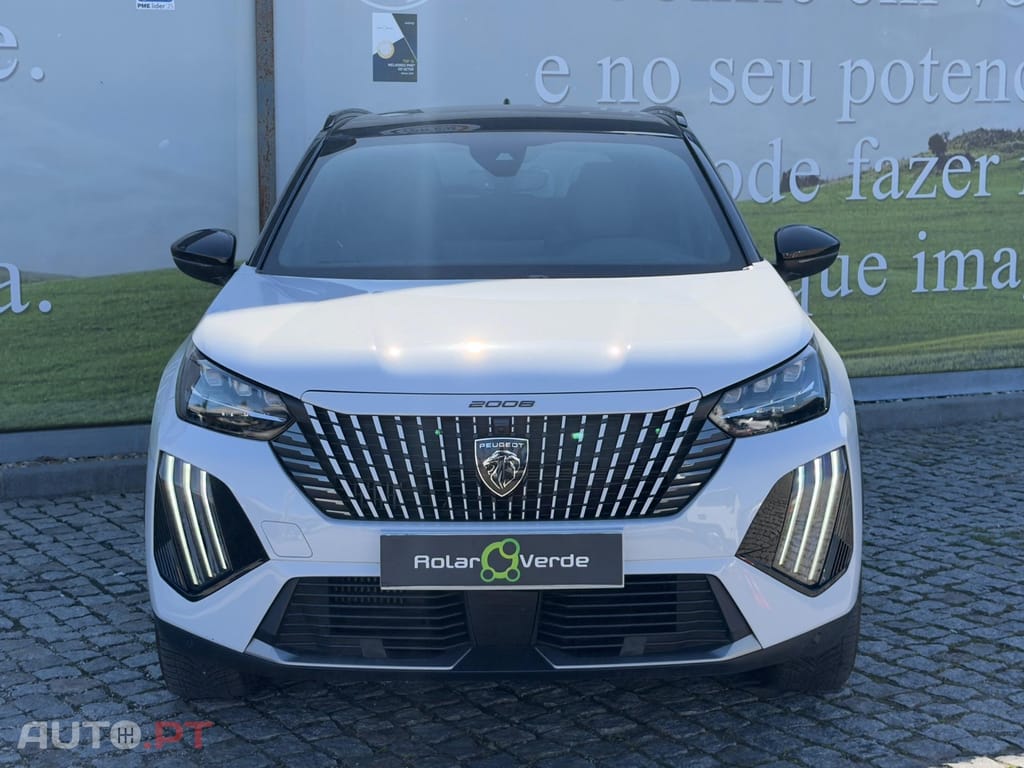 Peugeot 2008 1.2 PureTech GT EAT8