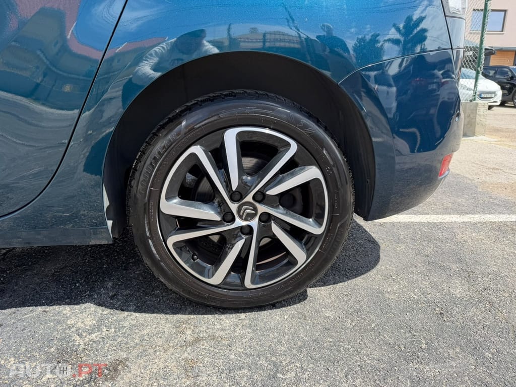 Citroen Grand C4 SpaceTourer 1.5 BlueHDi Shine EAT8