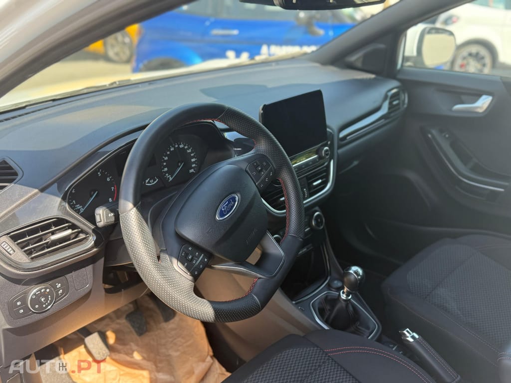 Ford Puma 1.0 EcoBoost MHEV ST-Line