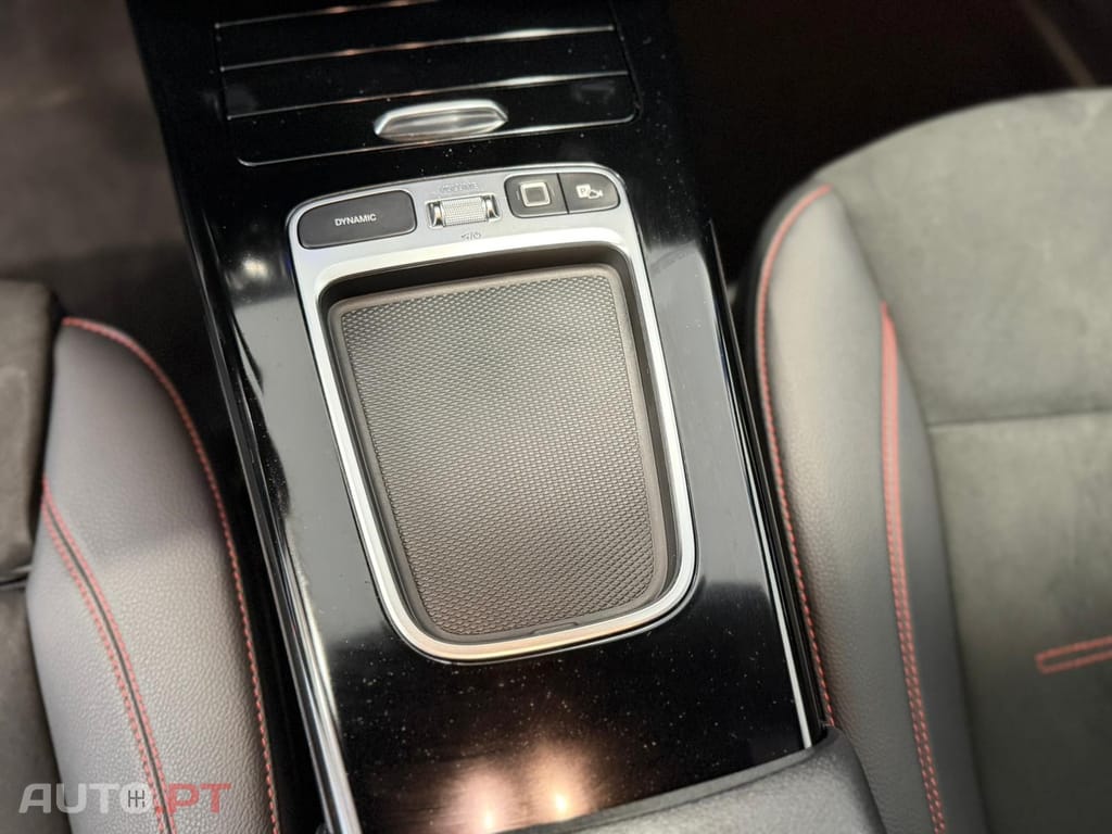 Mercedes-Benz A 200 Outro