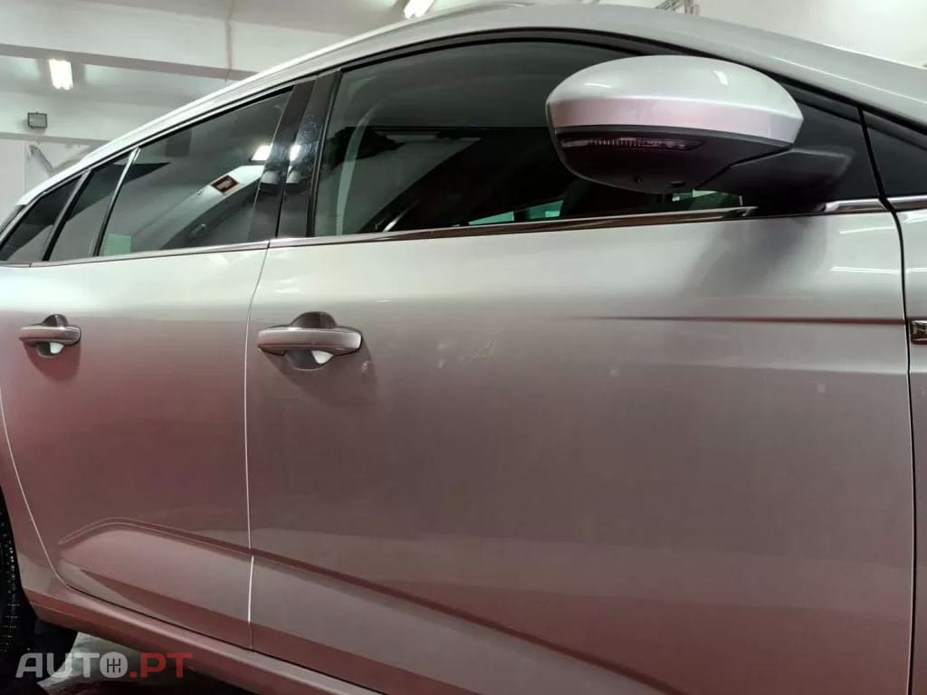Renault Mégane Sport Tourer 1.5 Blue dCi Intens EDC