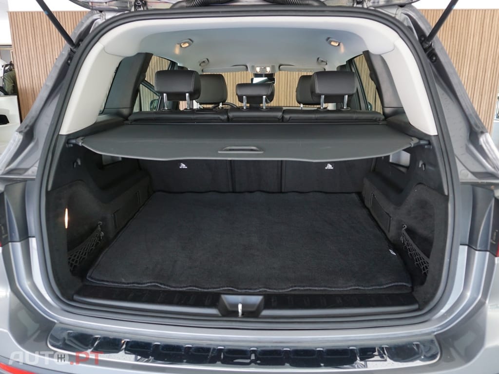 Mercedes-Benz GLB 180 d