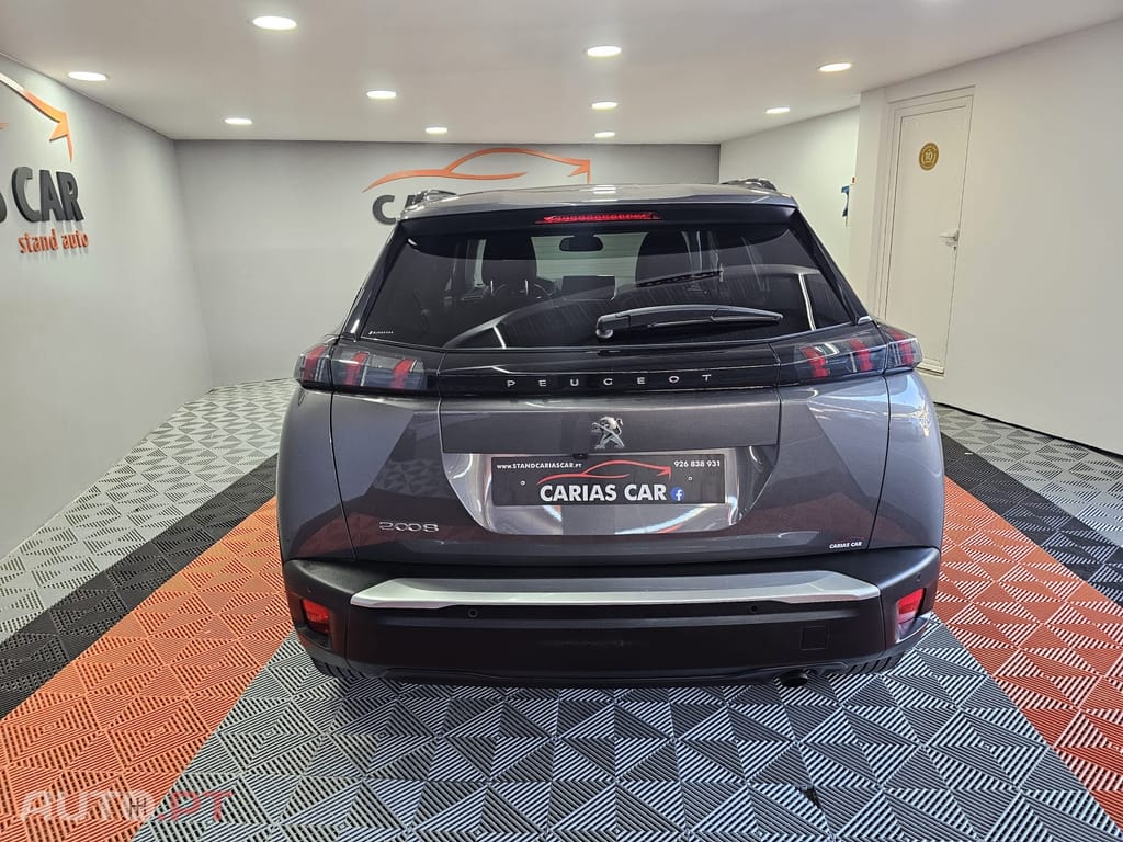 Peugeot 2008 1.2 PureTech Allure