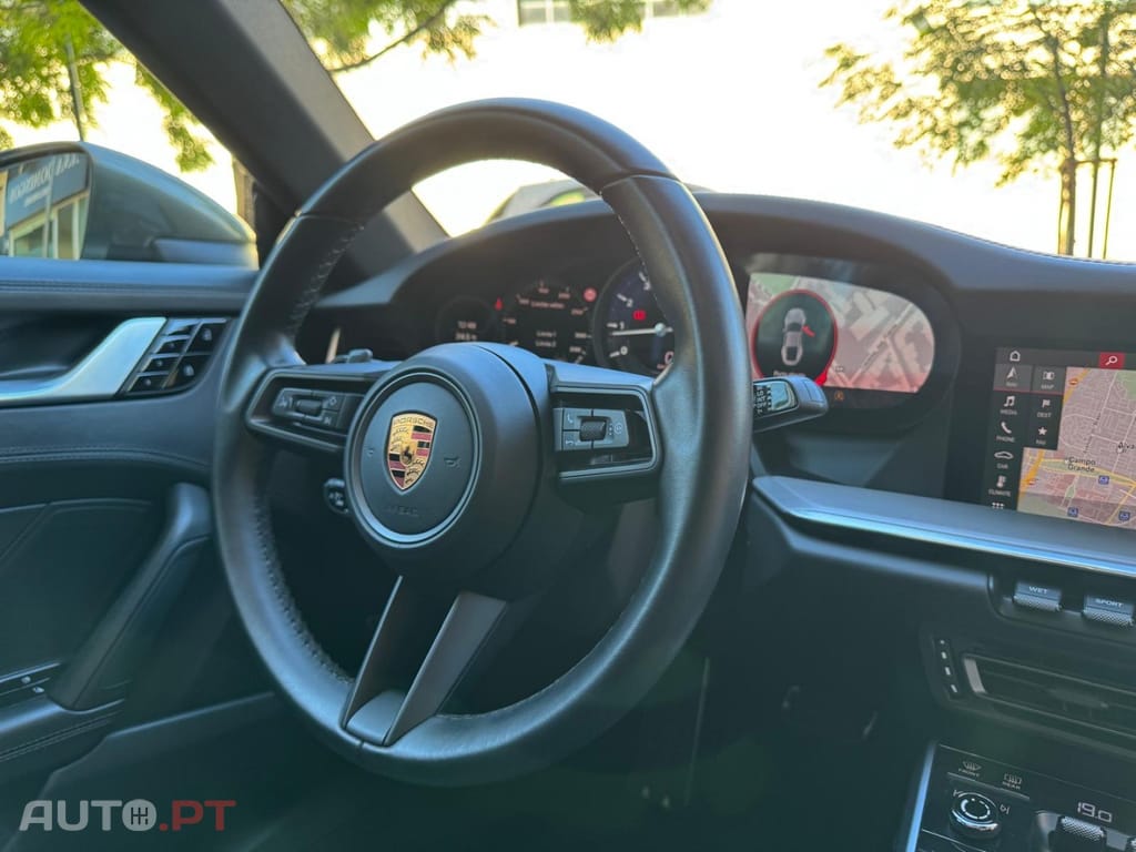 Porsche 911 Carrera 4S PDK