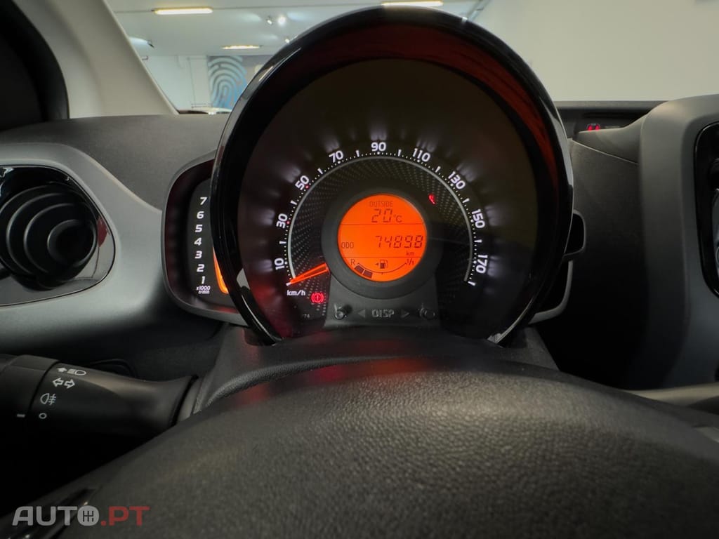 Toyota Aygo 1.0 X-Play Plus