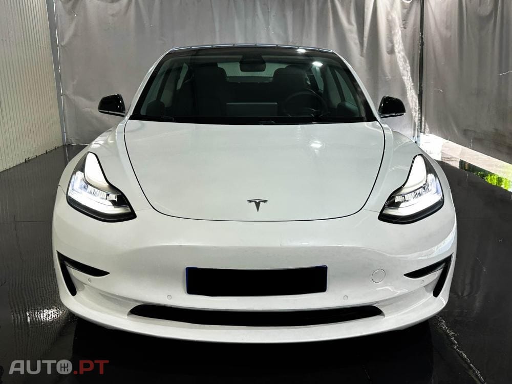 Tesla Model 3 Long-Range Dual Motor AWD