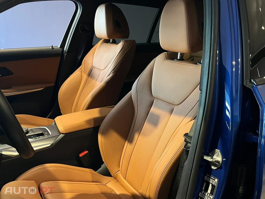 BMW 330 e Pack Desportivo M Auto — fotografia 10