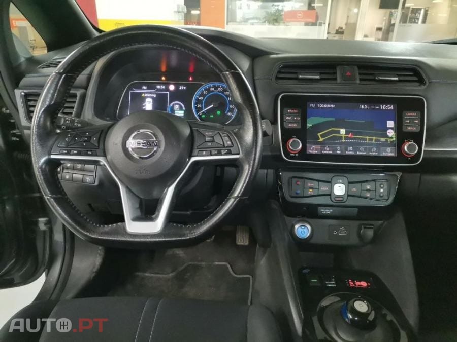 Nissan Leaf N-Connecta
