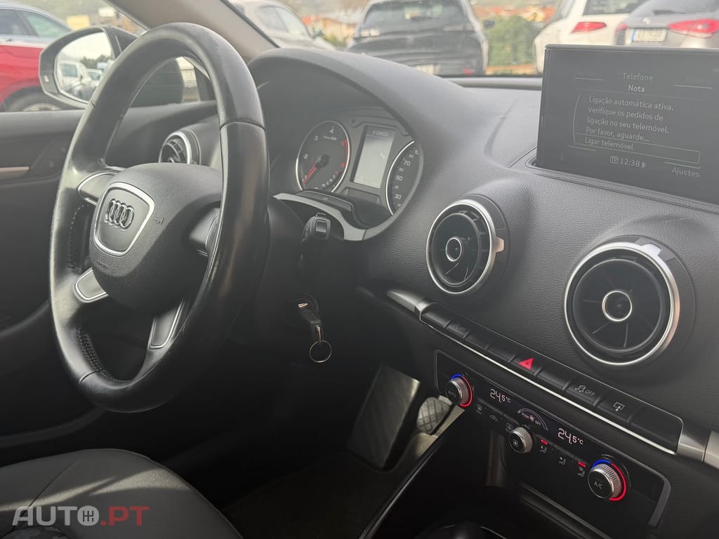 Audi A3 Sportback 2.0 TDI Attraction