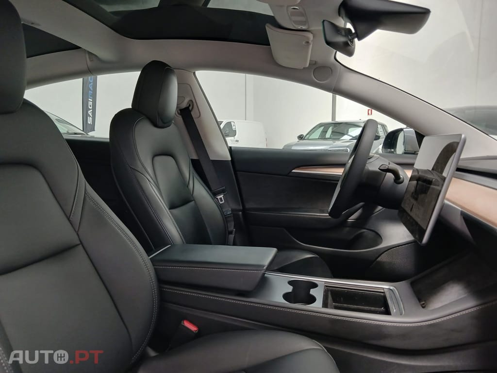 Tesla Model 3 Long Range Tração Traseira