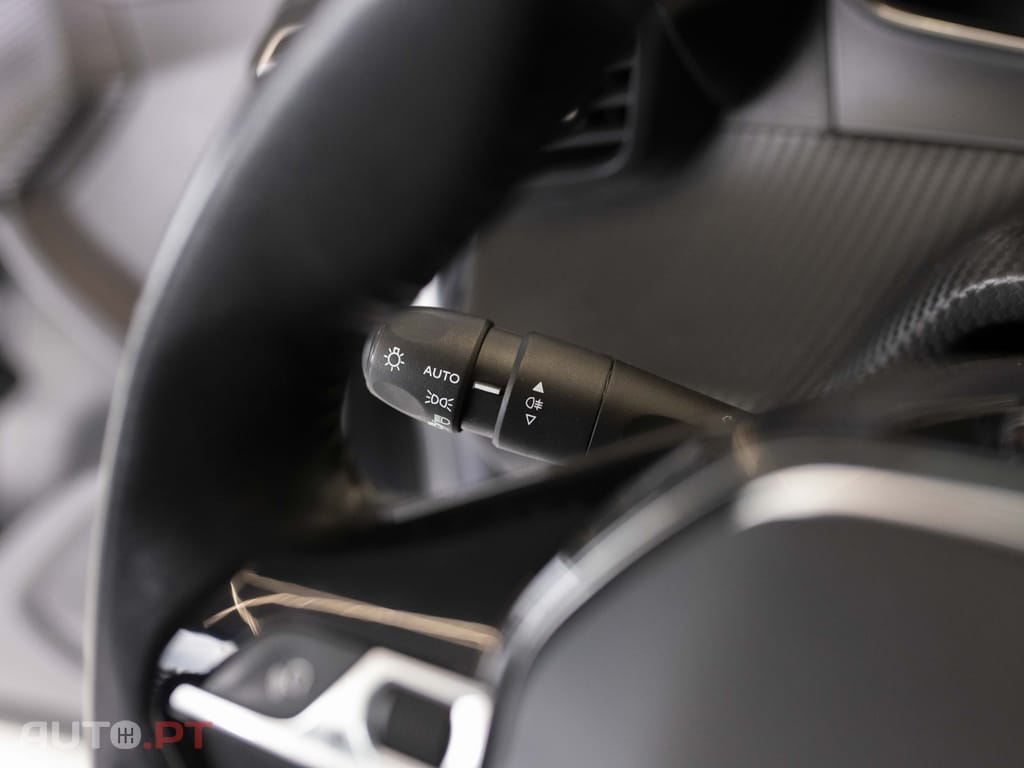 Peugeot 2008 1.5 BlueHDi Active