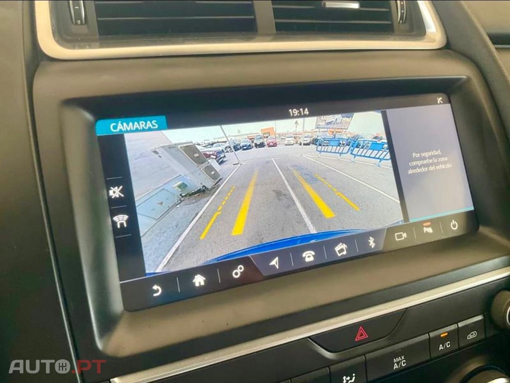 Jaguar E-Pace 2.0 i4D R-Dynamic S AWD Aut.