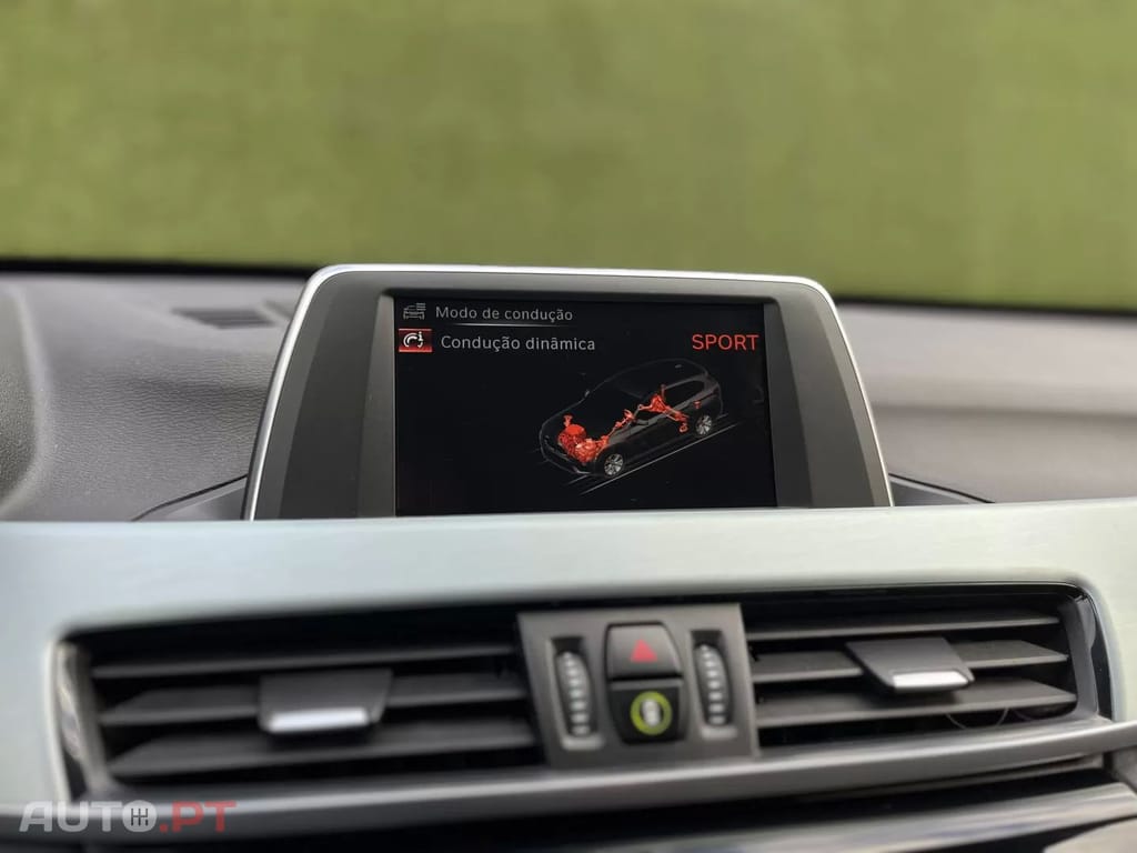 BMW X1 16 d sDrive Advantage