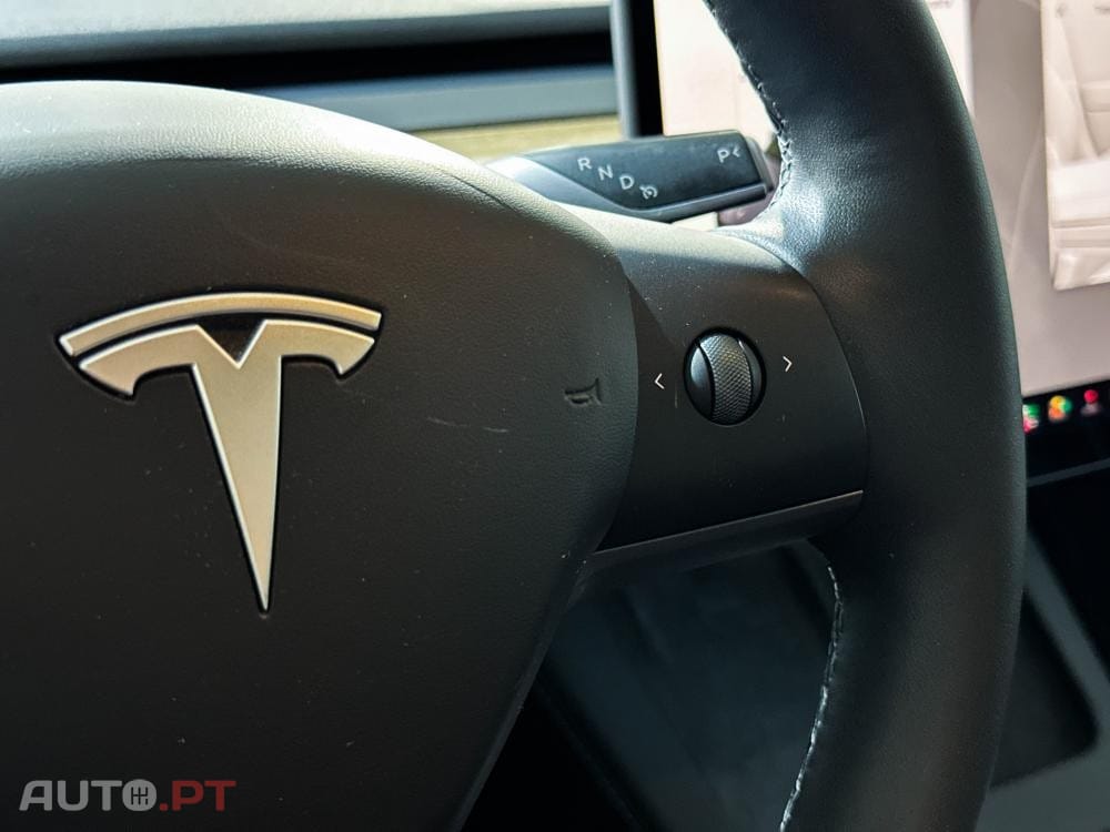 Tesla Model Y Long Range Dual Motor AWD
