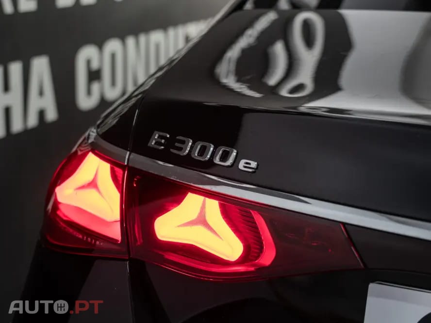 Mercedes-Benz E 300 ND