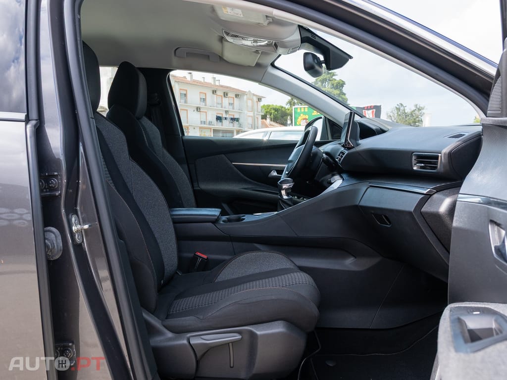 Peugeot 3008 1.5 BlueHDi Active Pack