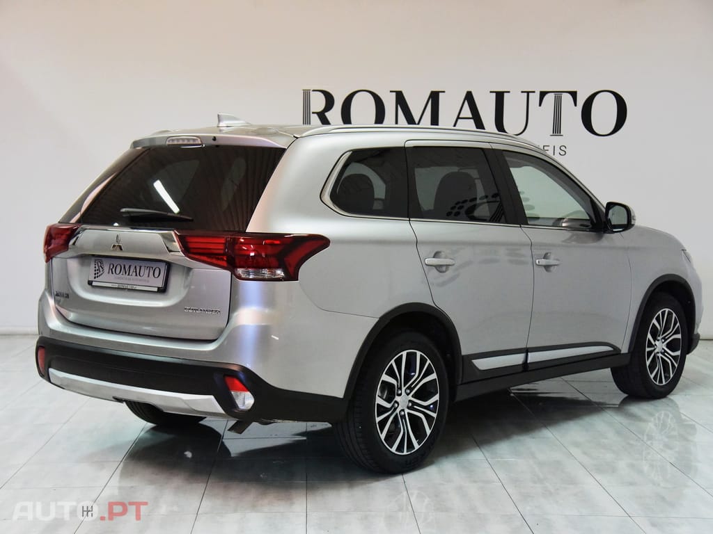Mitsubishi Outlander 2.2 DI-D Intense