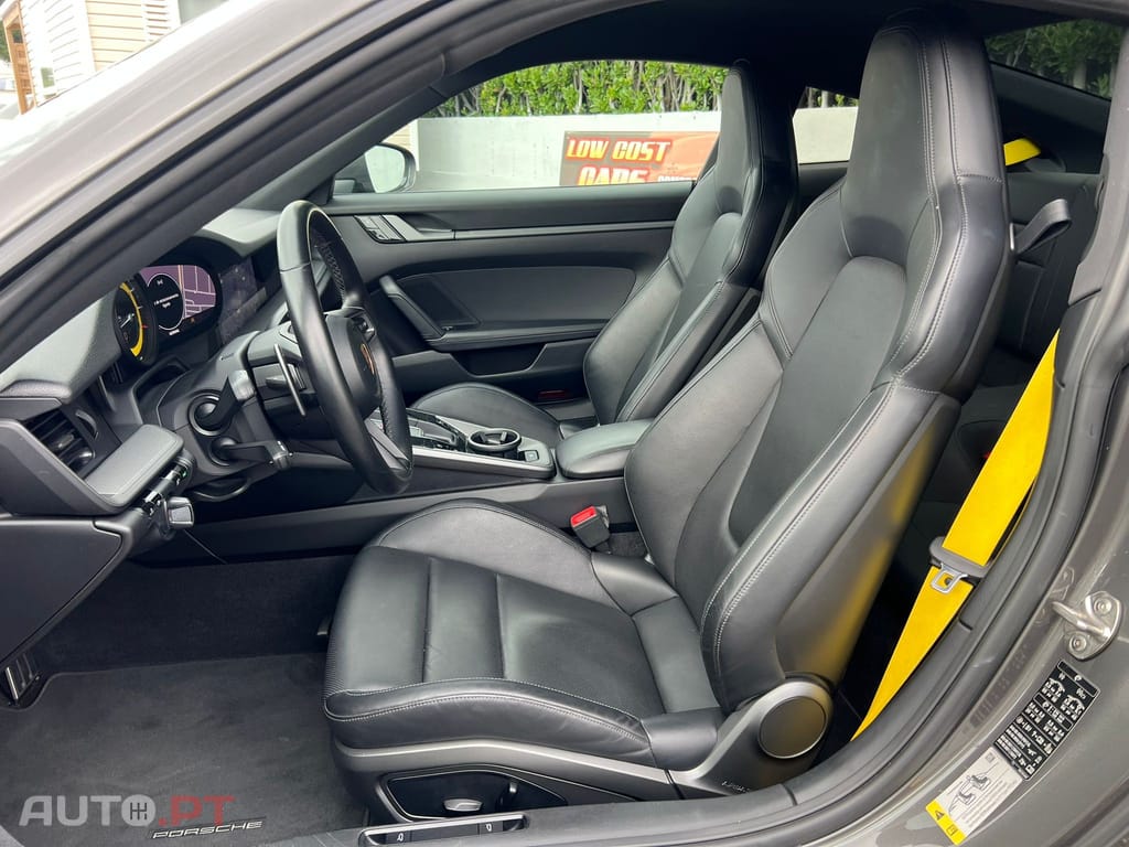 Porsche 911 Carrera 2 S PDK