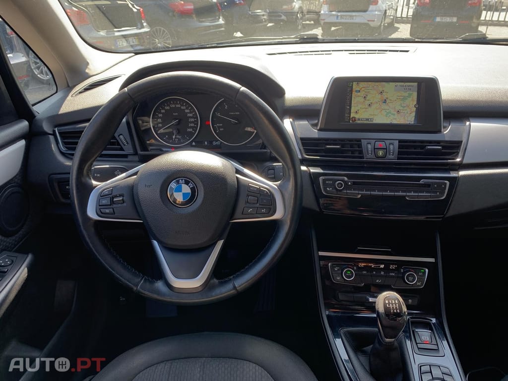 BMW 216 d Advantage