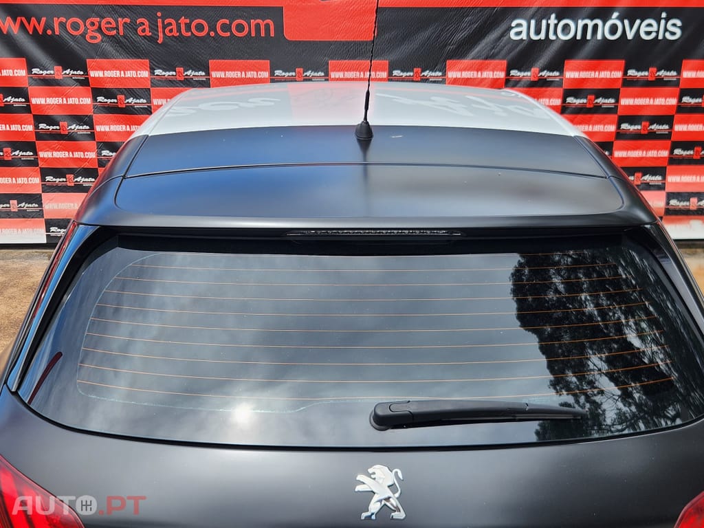 Peugeot 308 1.5 BlueHDi Business Line