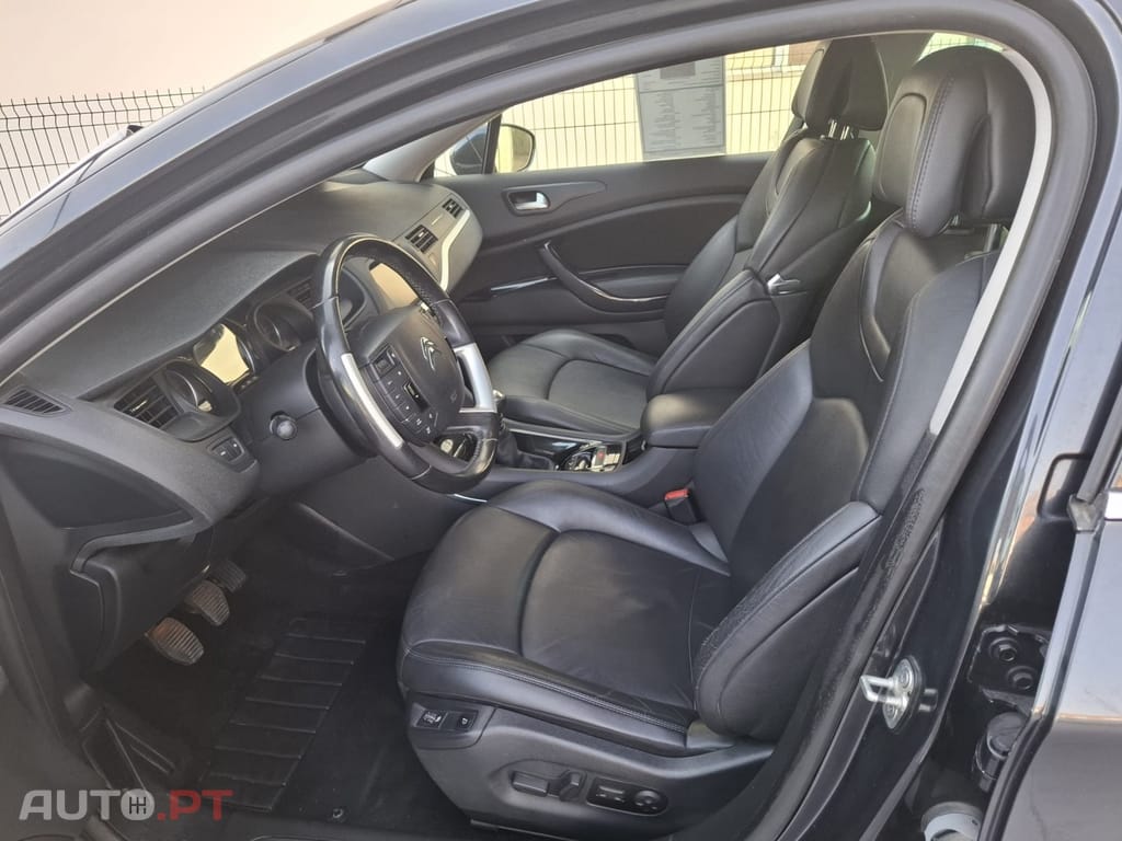 Citroen C5 2.0 HDi Exclusive 133g
