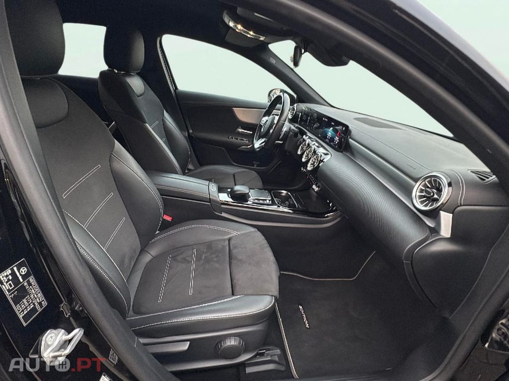 Mercedes-Benz A 250 e AMG Line