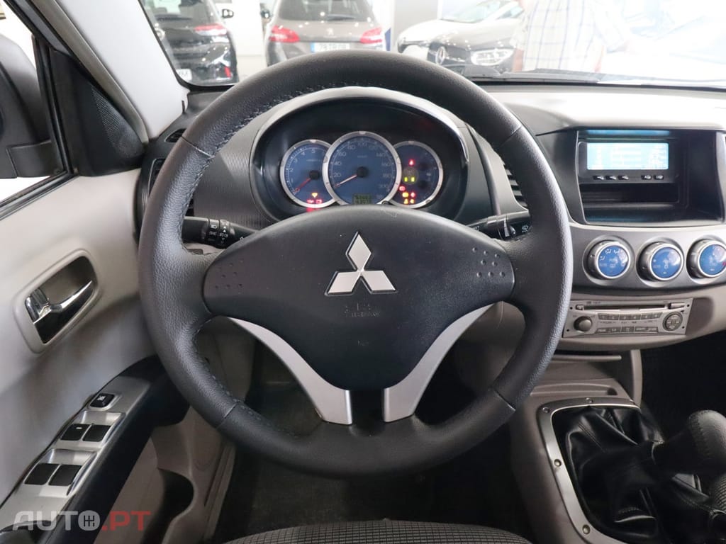 Mitsubishi L200 L200/Triton