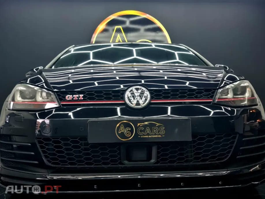 Volkswagen Golf VII GTI PERFORMANCE