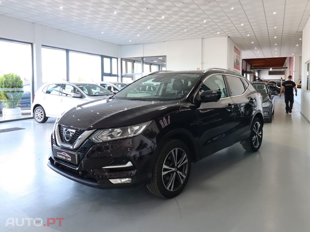 Nissan Qashqai 1.5 dCi N-Connecta 18 RS