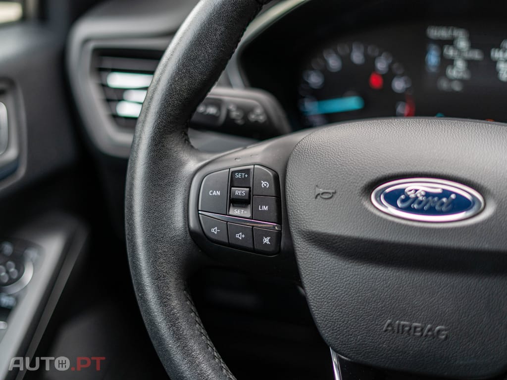 Ford Focus 1.0 EcoBoost Active X
