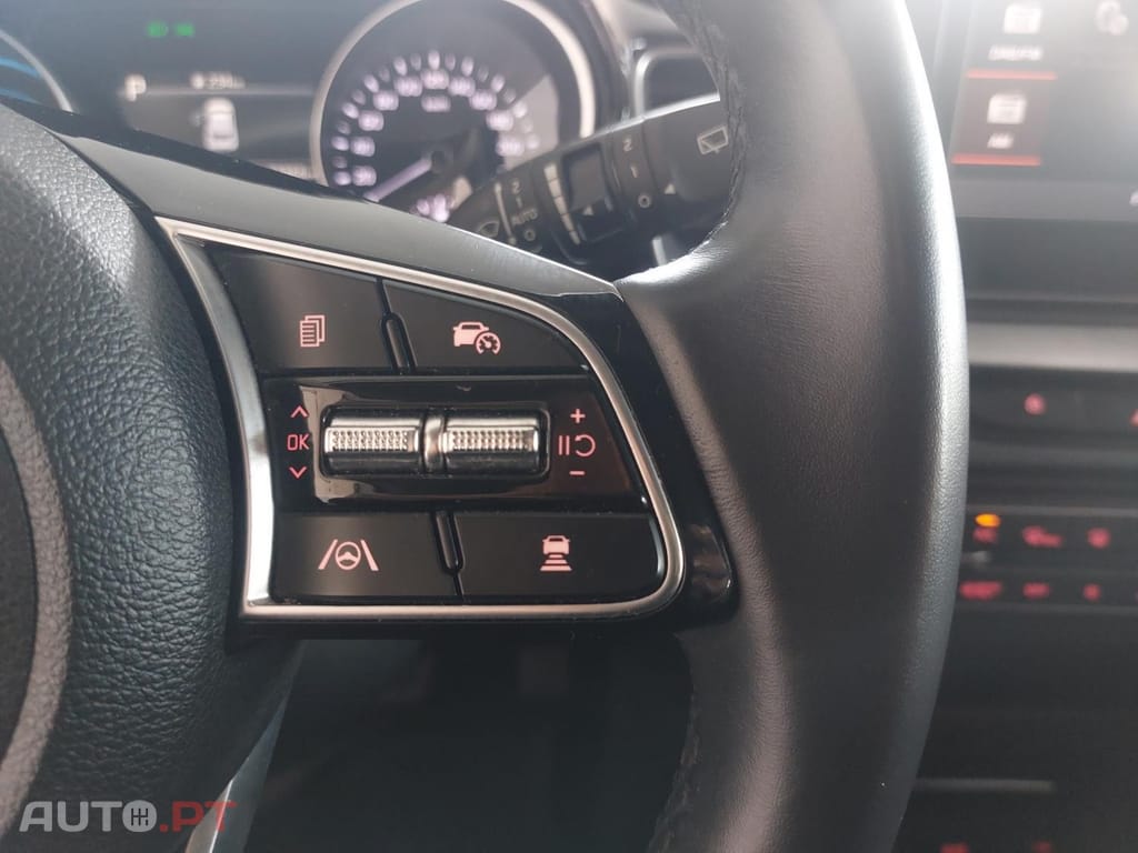 Kia Xceed 1.6 GDi PHEV Drive
