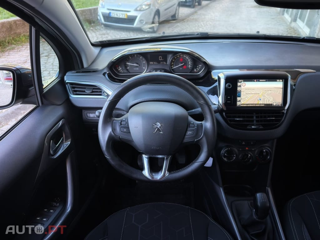 Peugeot 2008 1.6 BlueHDi Style