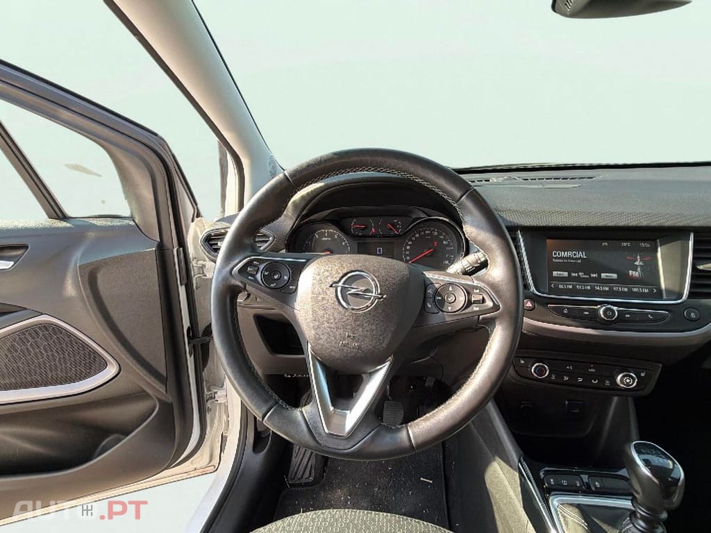 Opel Crossland 1.2 T Business Edition