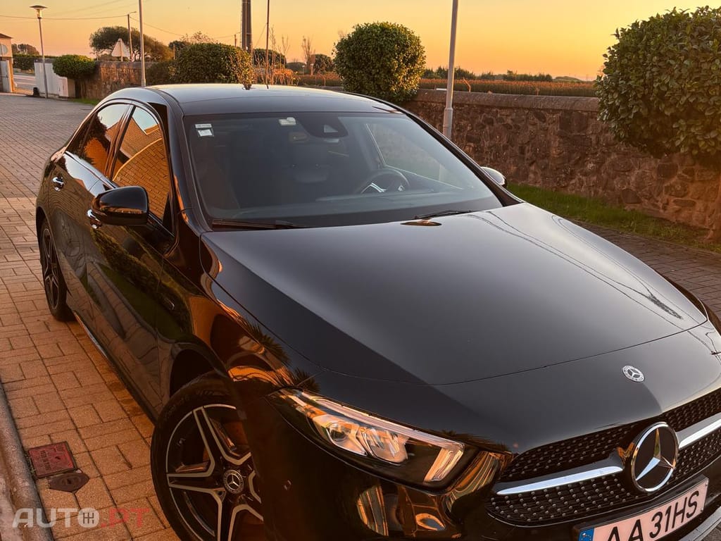 Mercedes-Benz 250 A250e Limousine