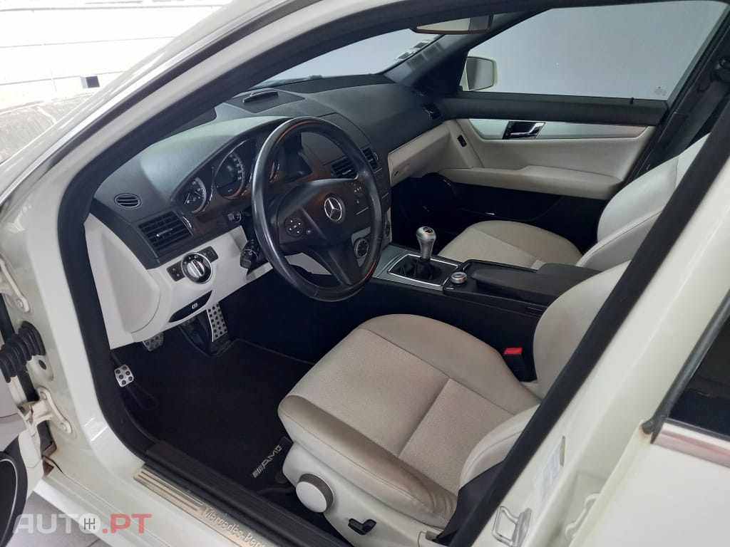 Mercedes-Benz C 220 CDi Avantgarde BlueEfficiency