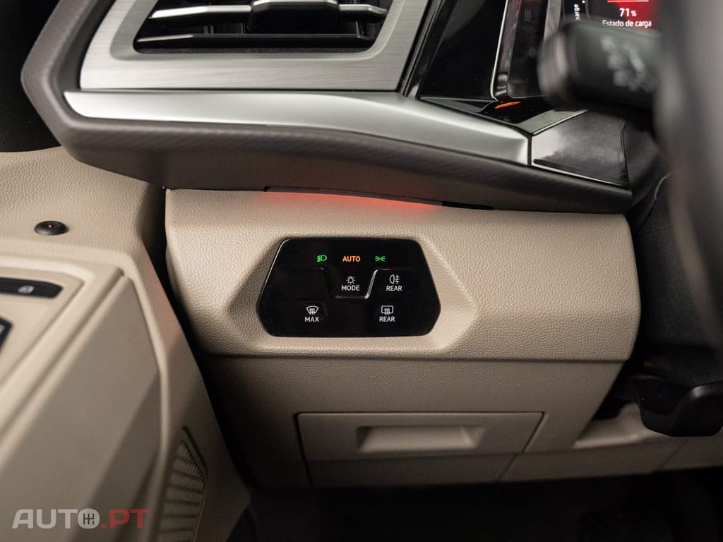 Volkswagen Multivan 1.4 TSI e-Hybrid Life DSG